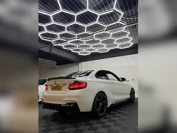 Used BMW 2 Series 2015 for sale - 79248833: Photo
