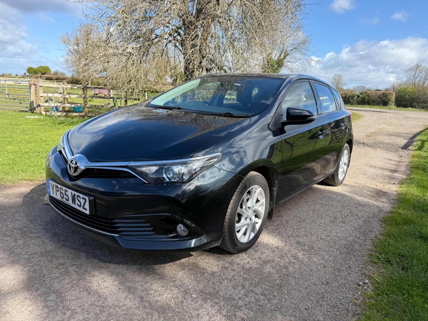 Used Toyota Auris 2015 for sale - 78057824: Photo 3