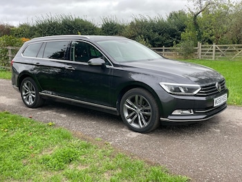 Volkswagen - Passat