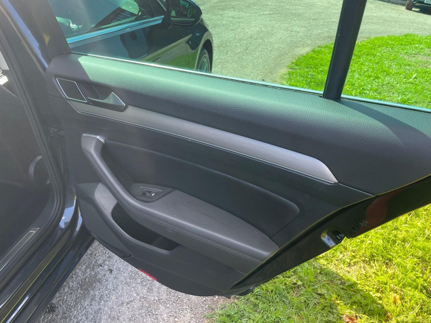 Used Volkswagen Passat 2018 for sale - 75991227: Photo 31