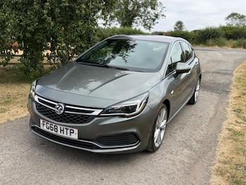 Used Vauxhall Astra 2018 for sale - 79180726: Photo