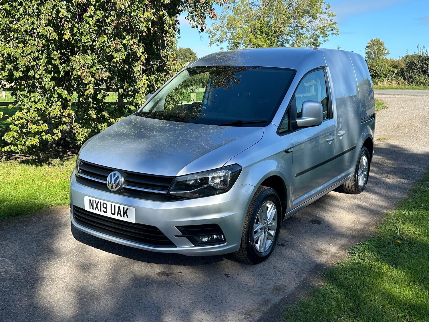 Used Volkswagen Caddy 2019 for sale - 76152442: Photo 3