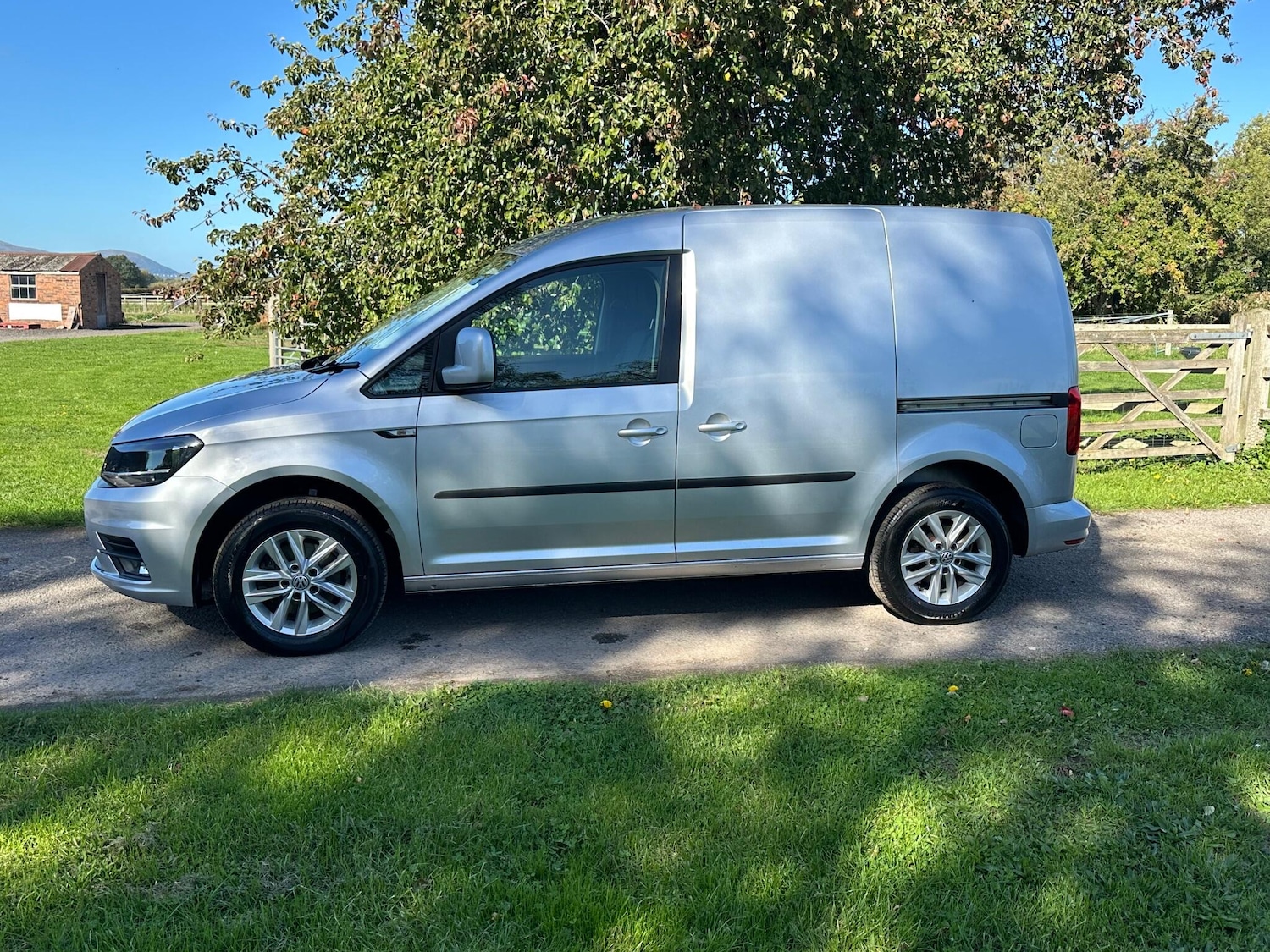 Used Volkswagen Caddy 2019 for sale - 76152442: Photo 4