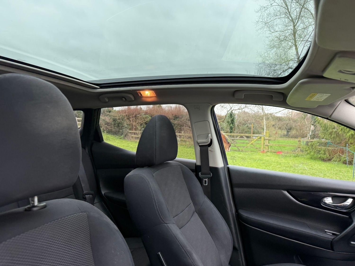 Used Nissan Qashqai 2015 for sale - 77597630: Photo 17