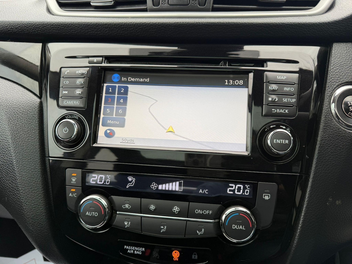 Used Nissan Qashqai 2015 for sale - 77597630: Photo 5