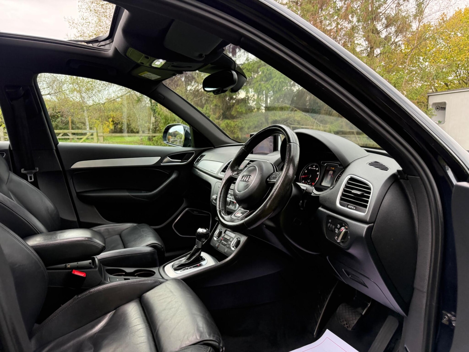 Used Audi Q3 2014 for sale - 76388453: Photo 15