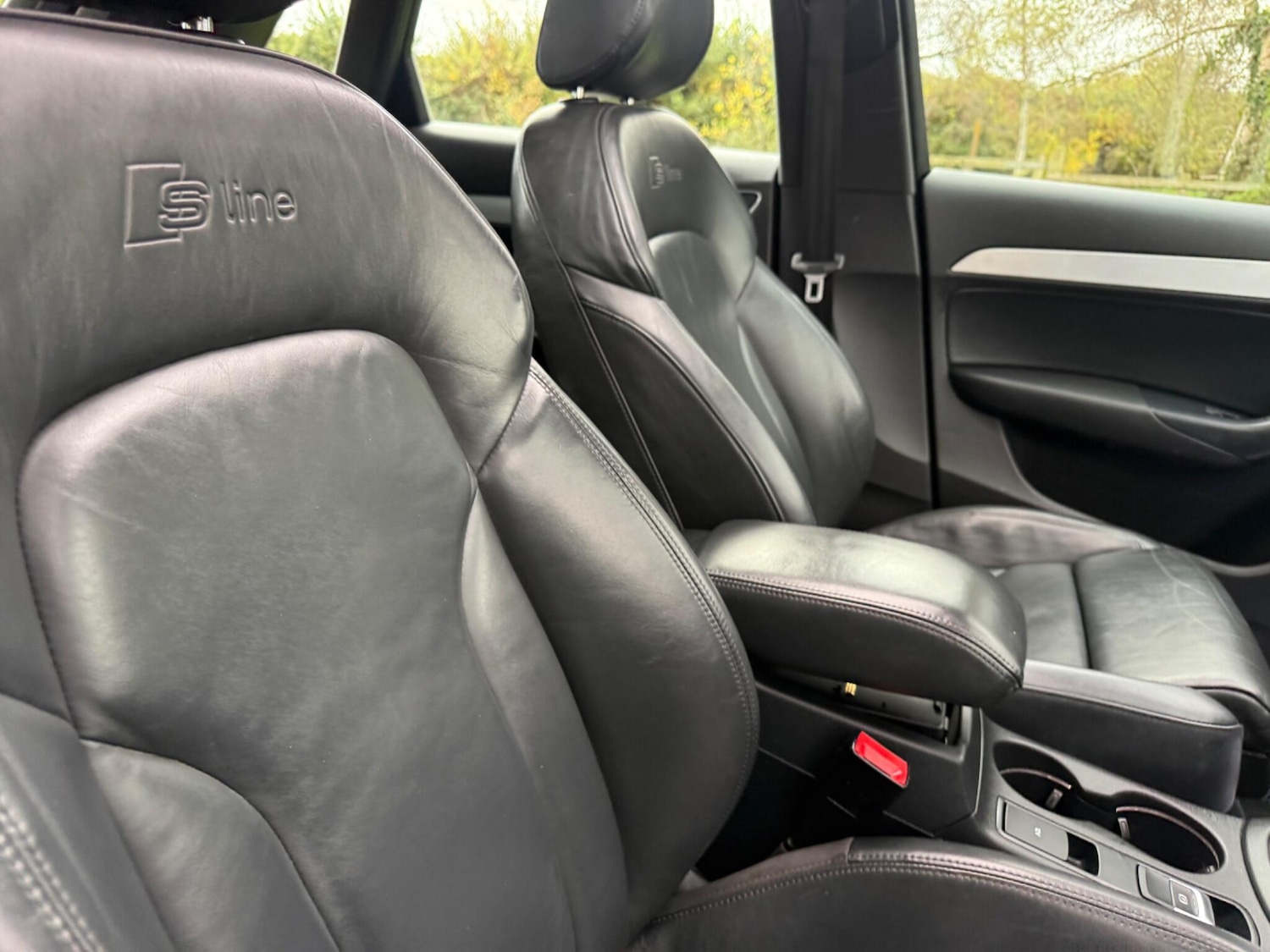 Used Audi Q3 2014 for sale - 76388453: Photo 21