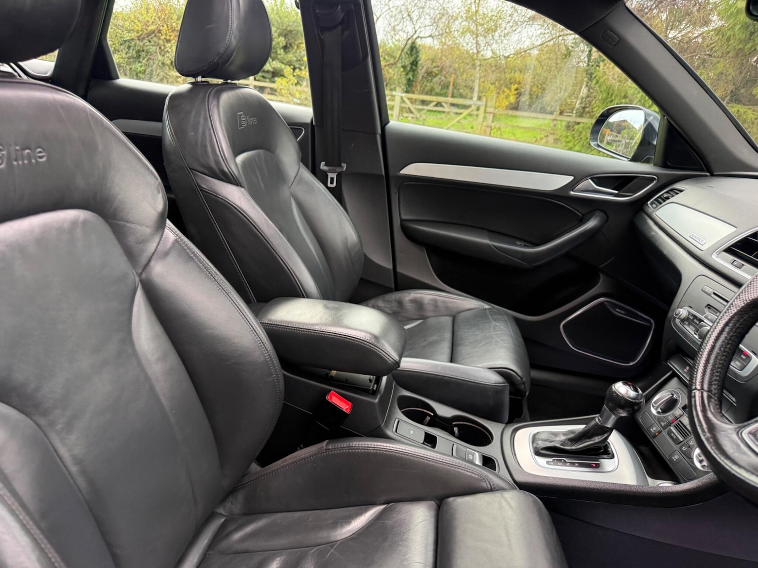 Used Audi Q3 2014 for sale - 76388453: Photo 22