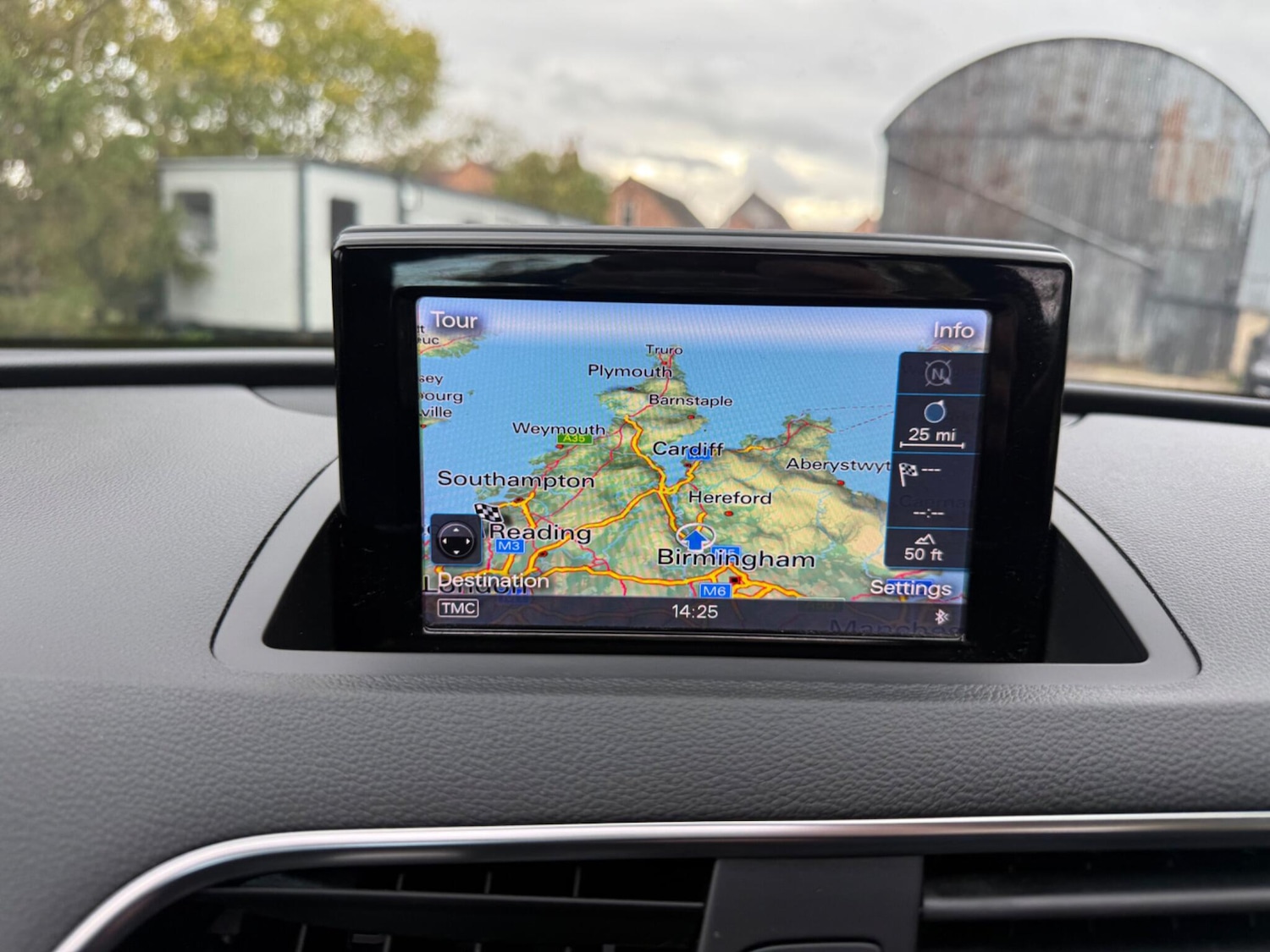 Used Audi Q3 2014 for sale - 76388453: Photo 35