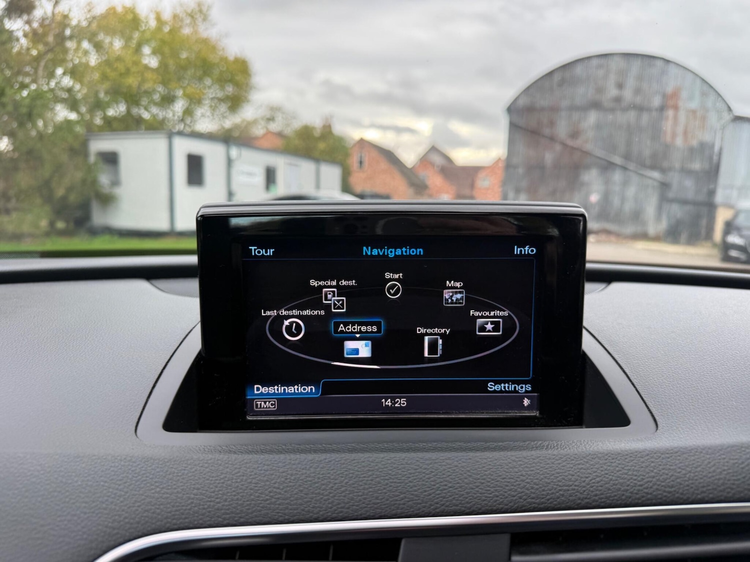 Used Audi Q3 2014 for sale - 76388453: Photo 36