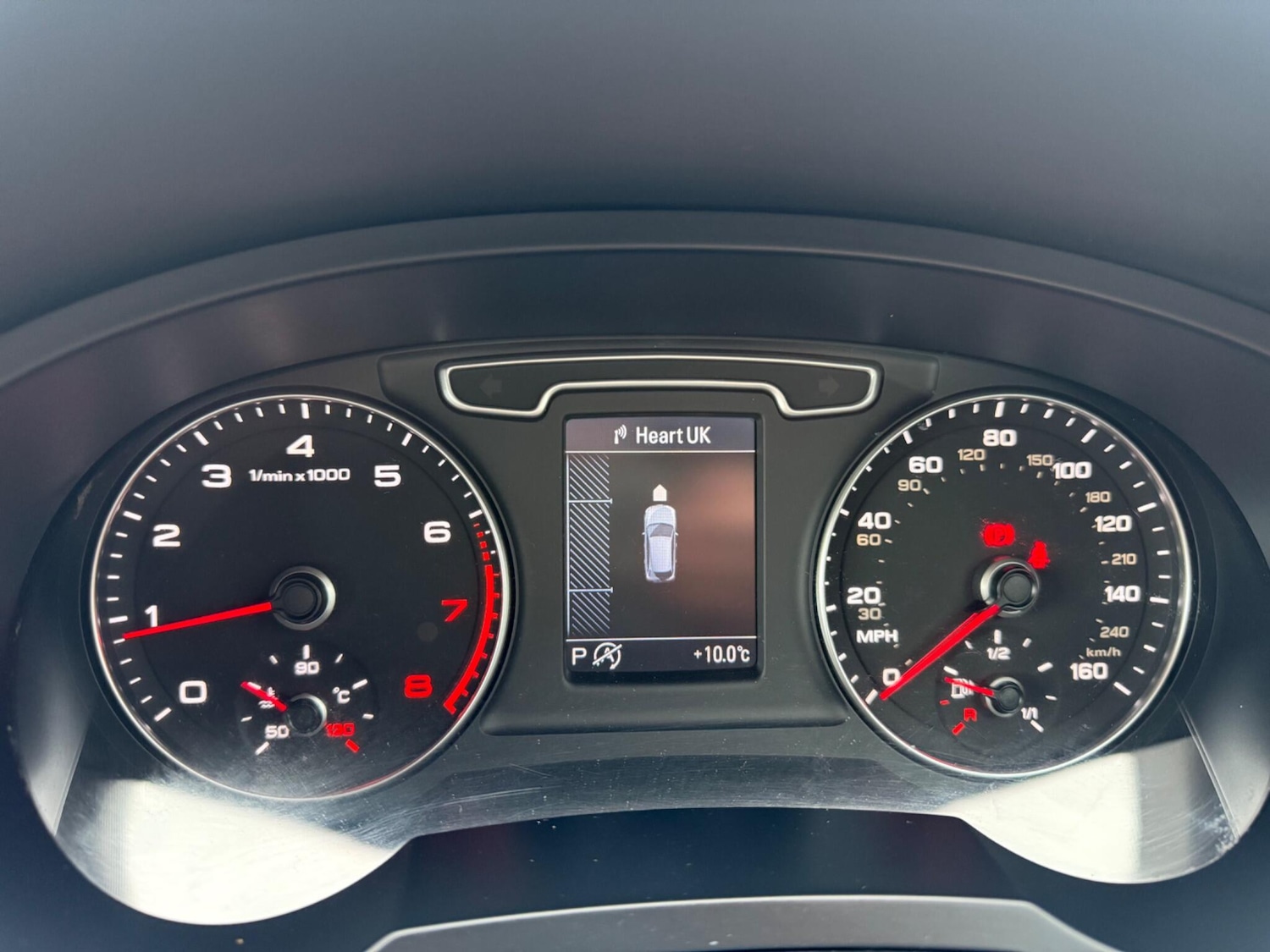 Used Audi Q3 2014 for sale - 76388453: Photo 40