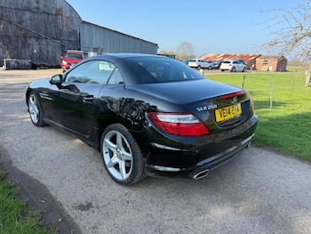 Used Mercedes-Benz SLK 2014 for sale - 77753350: Photo