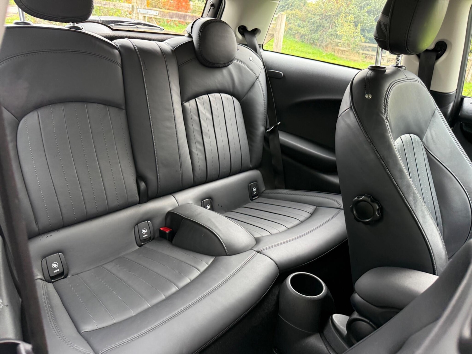 Used MINI Hatch 2019 for sale - 76137928: Photo 33