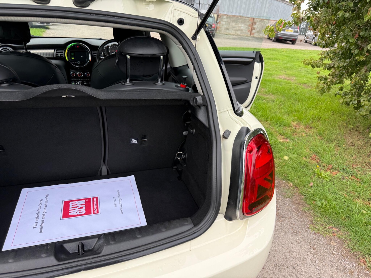 Used MINI Hatch 2019 for sale - 76137928: Photo 37