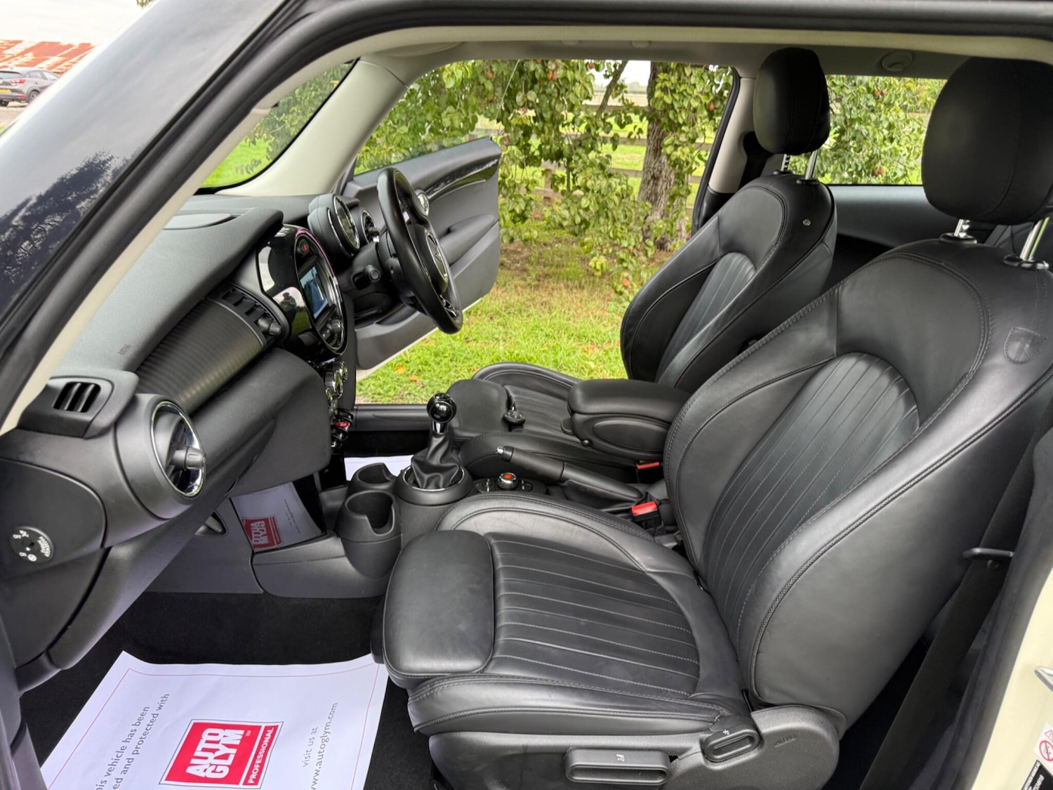 Used MINI Hatch 2019 for sale - 76137928: Photo 40