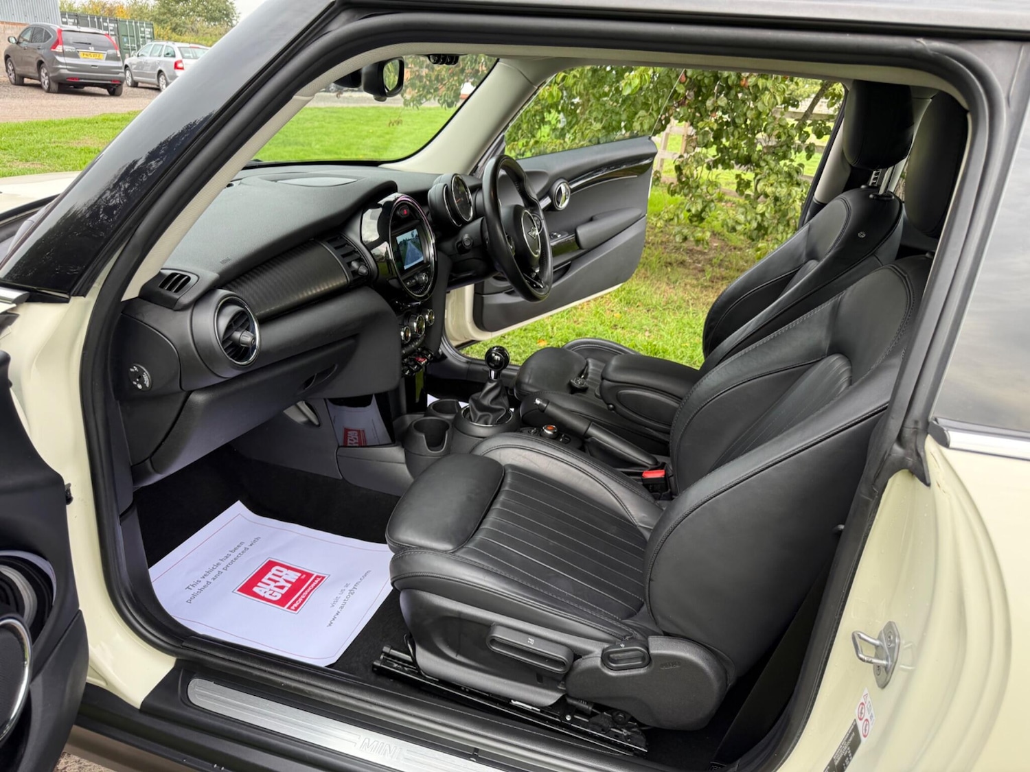 Used MINI Hatch 2019 for sale - 76137928: Photo 41