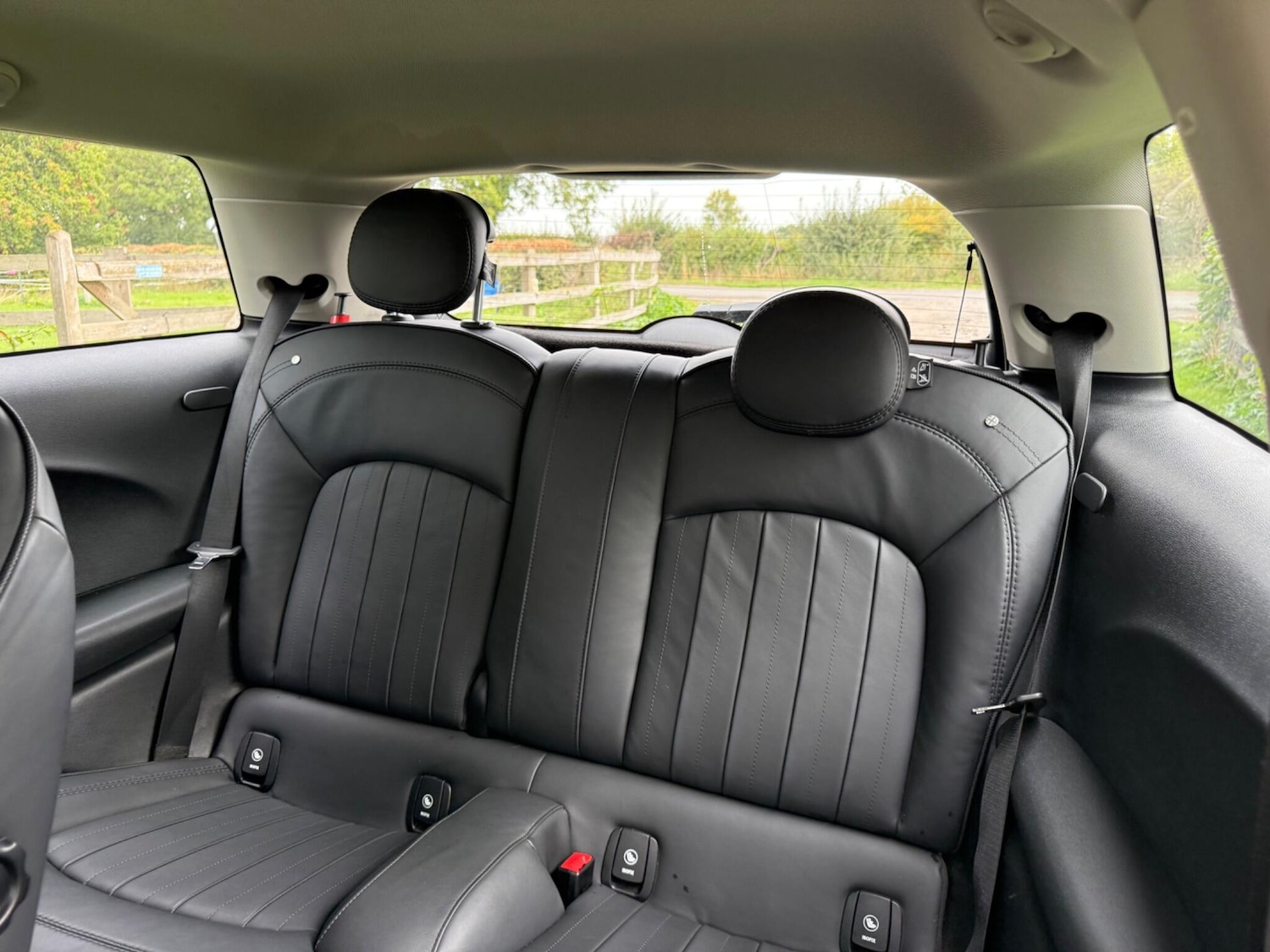 Used MINI Hatch 2019 for sale - 76137928: Photo 46
