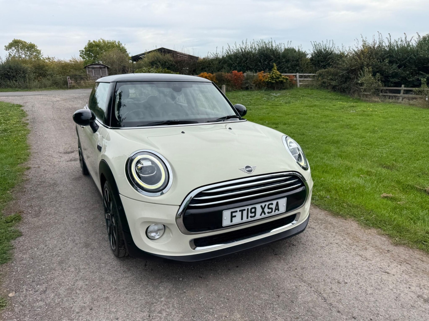 Used MINI Hatch 2019 for sale - 76137928: Photo 5