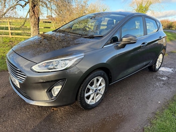 Used Ford Fiesta 2018 for sale - 76913945: Photo