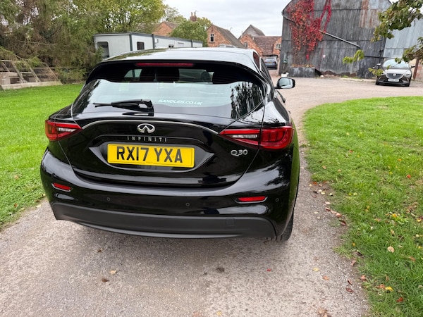 Used Infiniti Q30 2017 for sale - 76238541: Photo 12