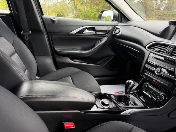 Used Infiniti Q30 2017 for sale - 76238541: Photo 44