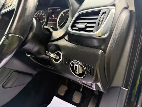 Used Infiniti Q30 2017 for sale - 76238541: Photo 45