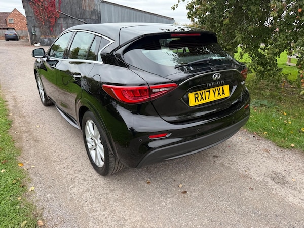 Used Infiniti Q30 2017 for sale - 76238541: Photo 4