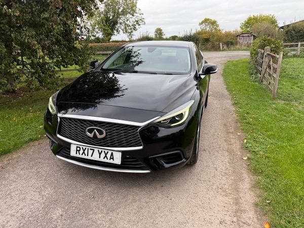 Used Infiniti Q30 2017 for sale - 76238541: Photo 7