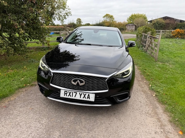 Used Infiniti Q30 2017 for sale - 76238541: Photo 8