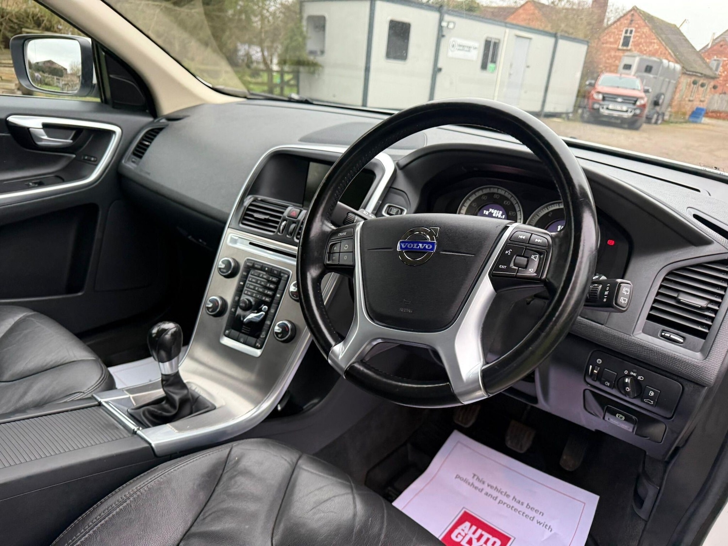 Used Volvo XC60 2012 for sale - 77611449: Photo 15