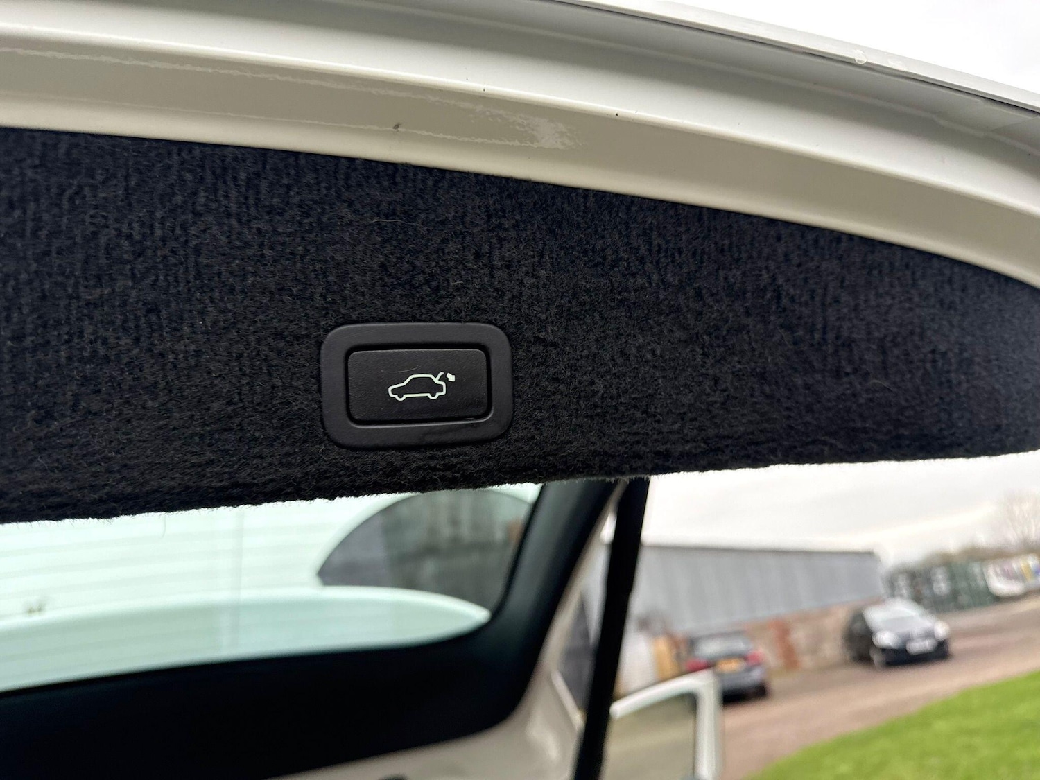 Used Volvo XC60 2012 for sale - 77611449: Photo 20