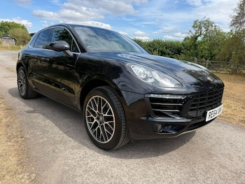 Porsche - Macan