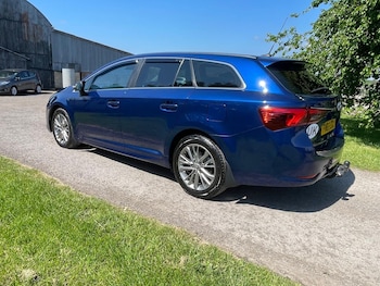 Used Toyota Avensis 2016 for sale - 78517032: Photo