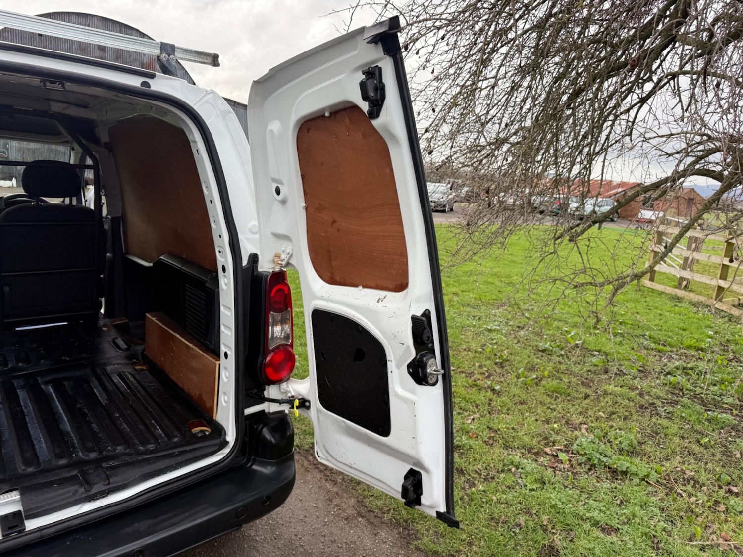 Used Citroen Berlingo 2018 for sale - 77496942: Photo 14