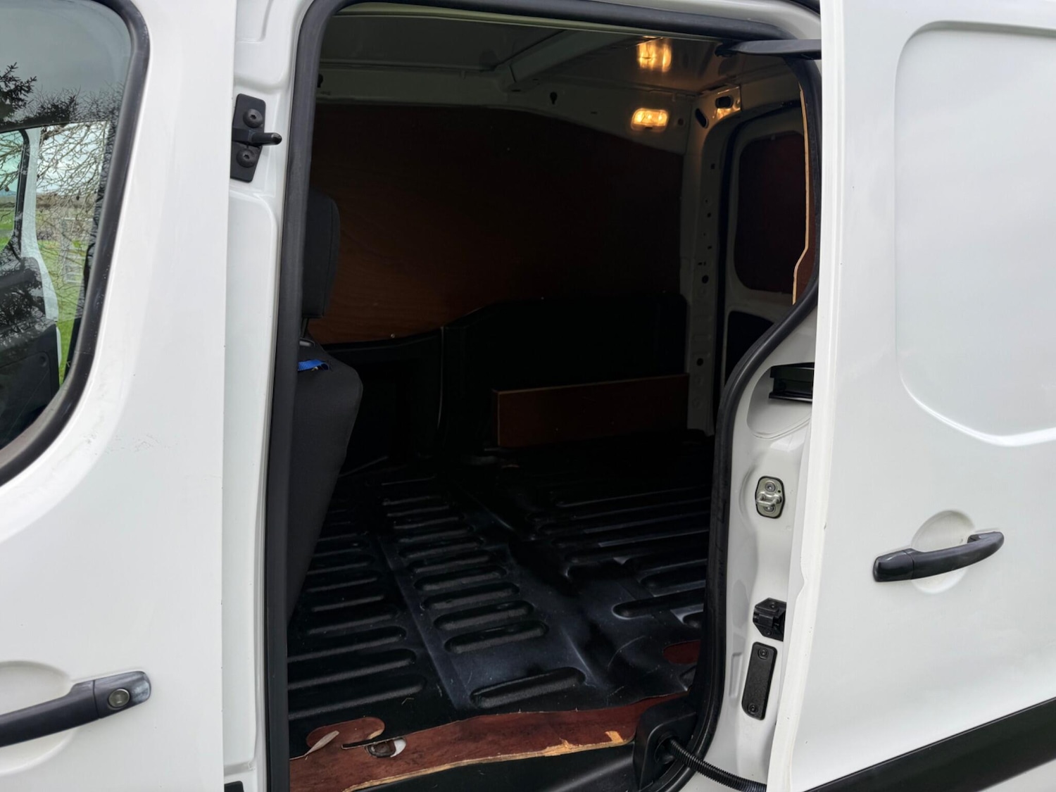 Used Citroen Berlingo 2018 for sale - 77496942: Photo 16