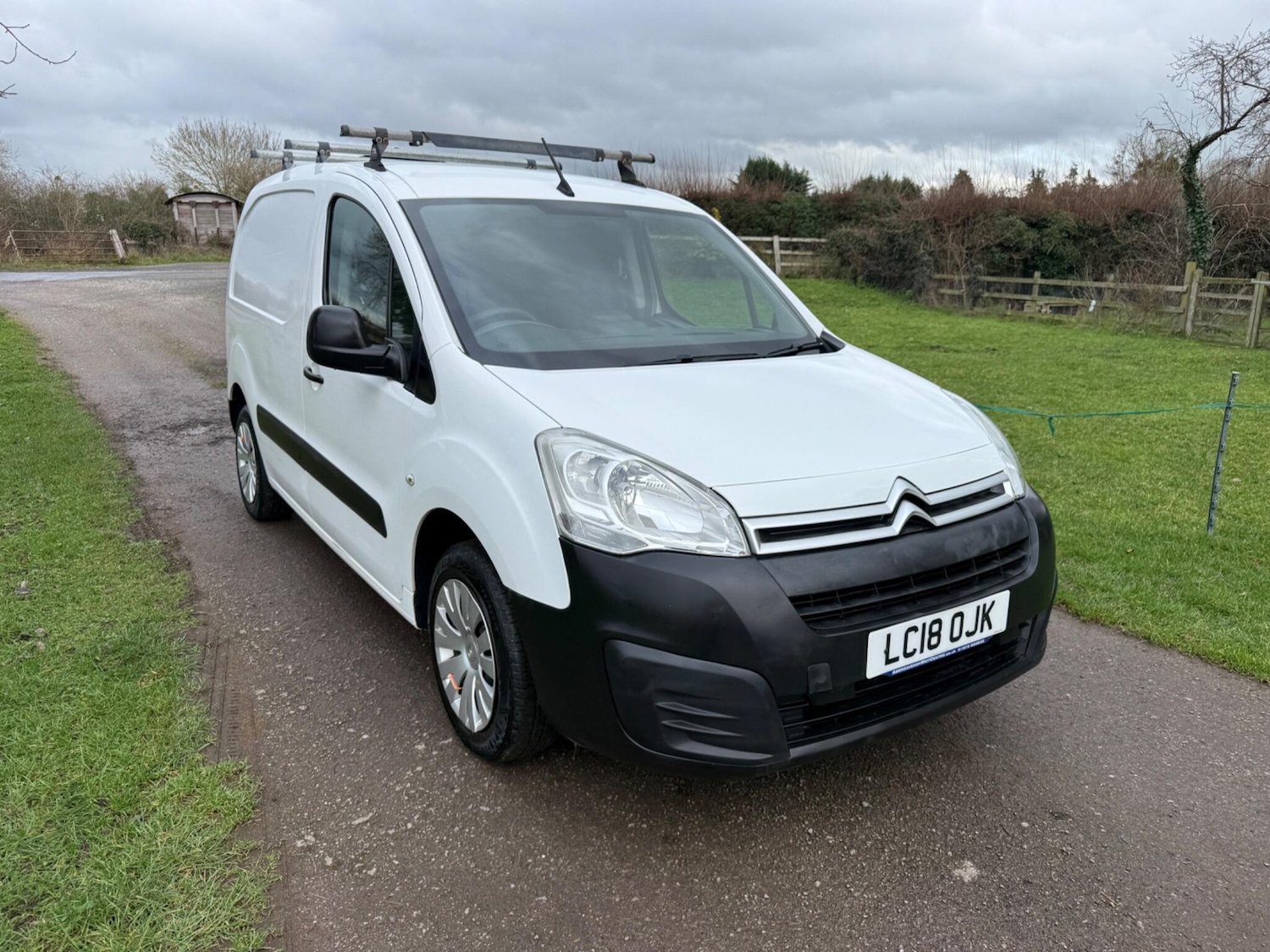 Used Citroen Berlingo 2018 for sale - 77496942: Photo 2