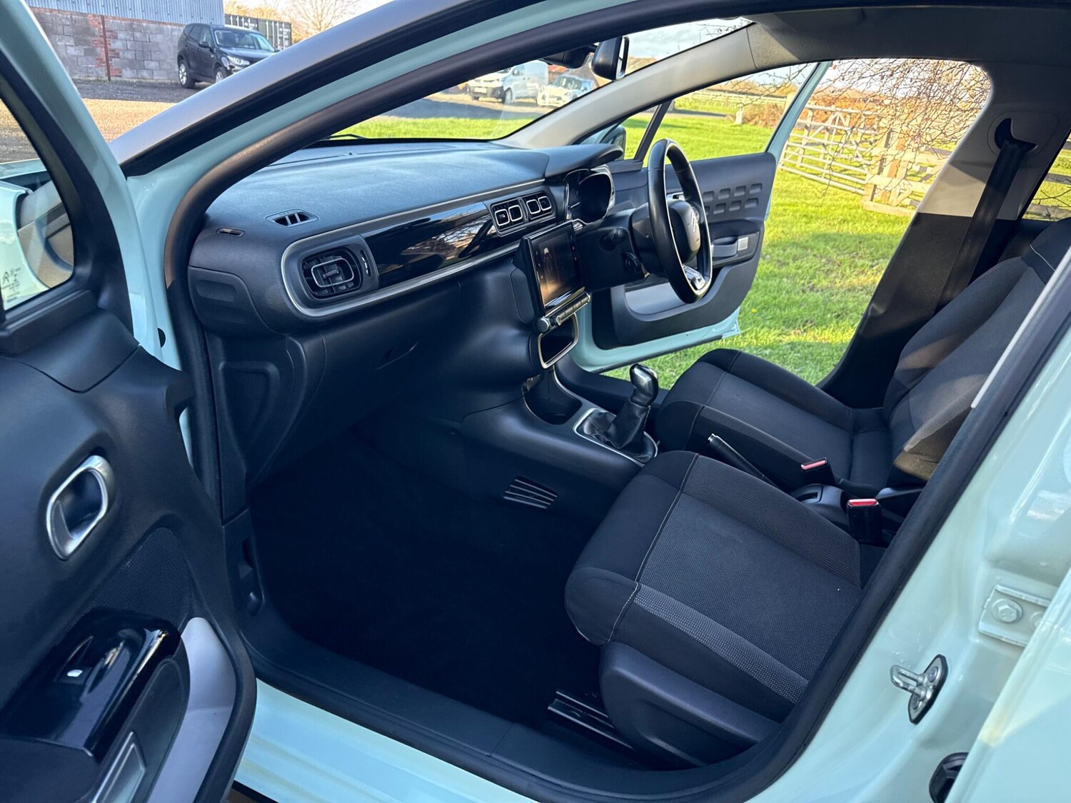 Used Citroen C3 2018 for sale - 76913554: Photo 37