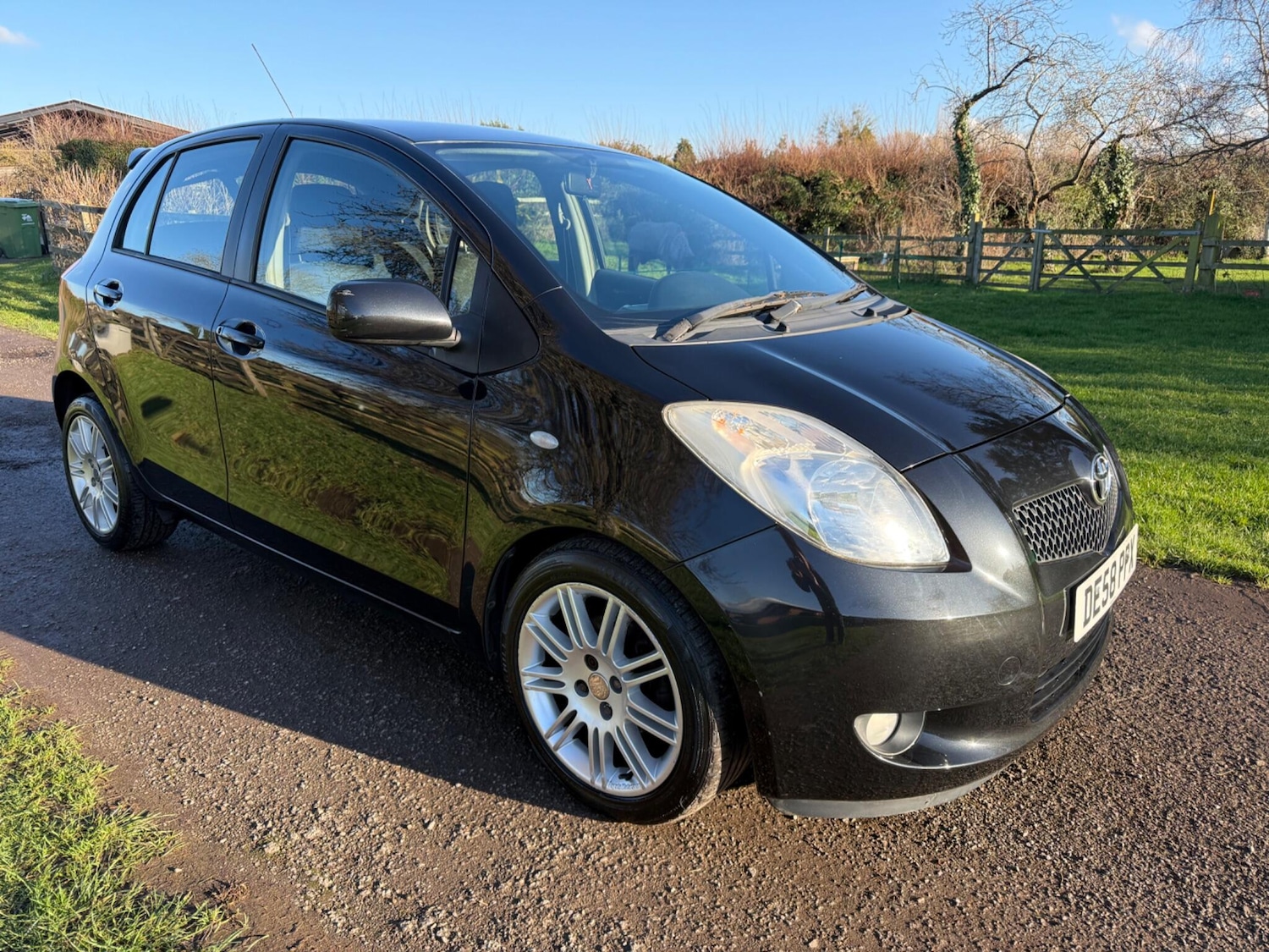 Used Toyota Yaris 2008 for sale - 77456403: Photo 2