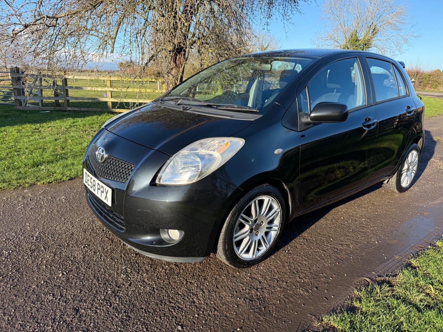 Used Toyota Yaris 2008 for sale - 77456403: Photo 5