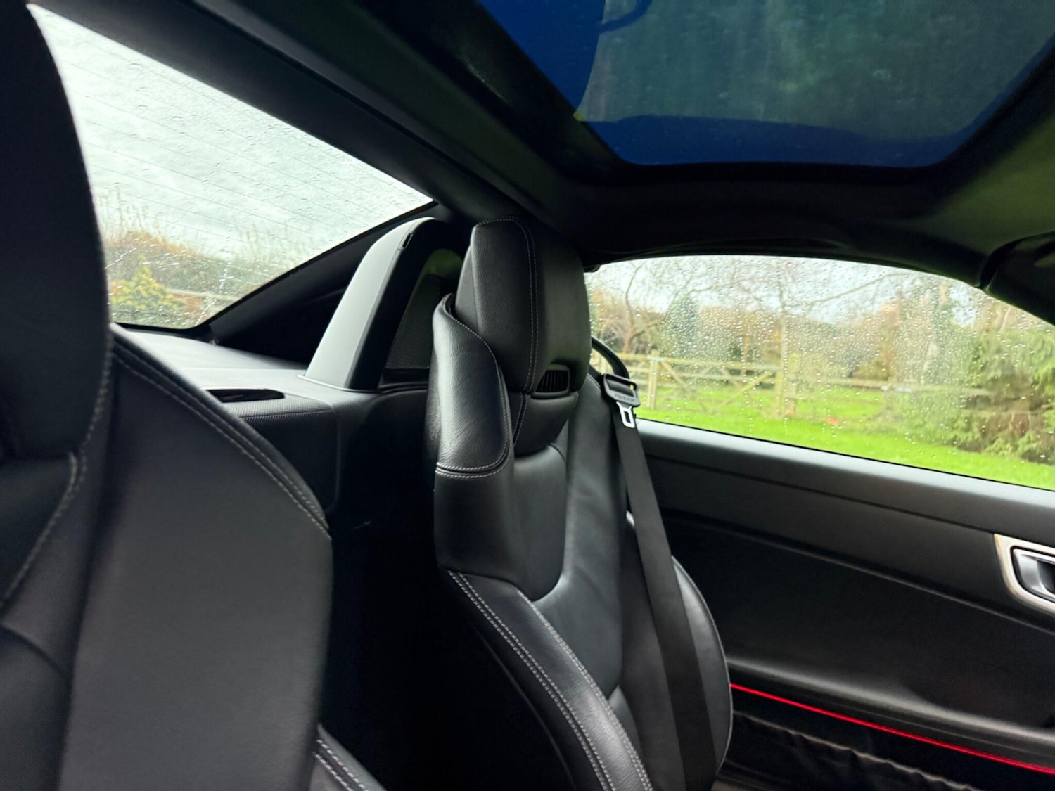 Used Mercedes-Benz SLK 2012 for sale - 76839941: Photo 17