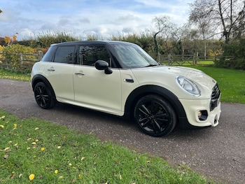 2017 (67) - 1.5 Cooper Euro 6 (s/s) 5dr