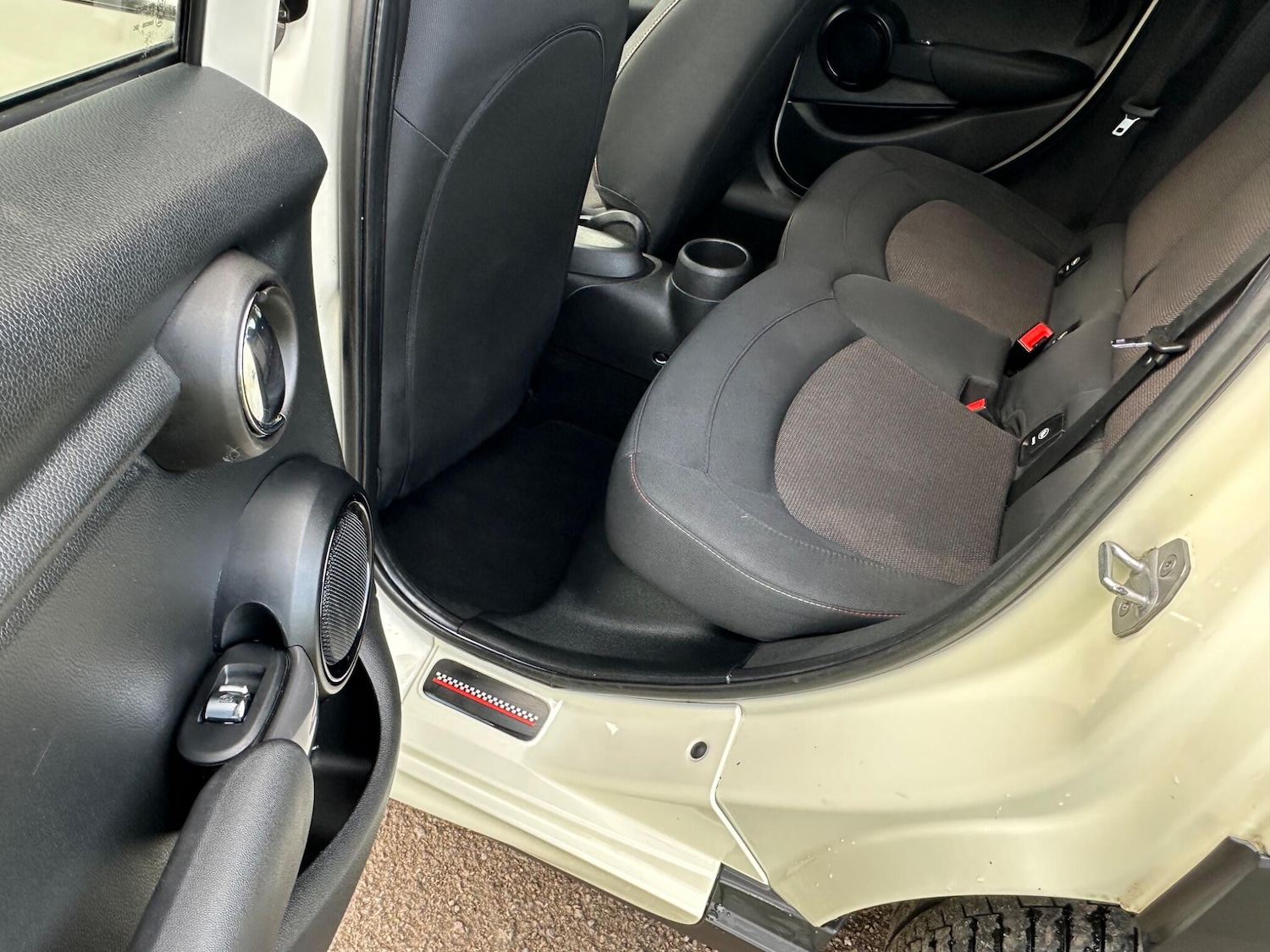 Used MINI Hatch 2017 for sale - 76549953: Photo 21