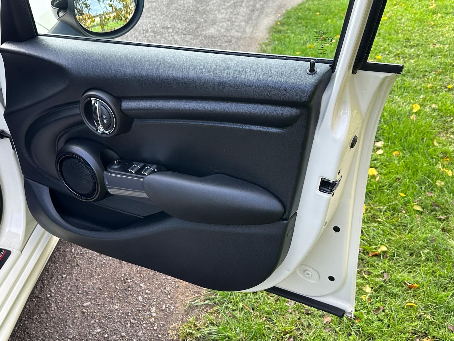 Used MINI Hatch 2017 for sale - 76549953: Photo 24