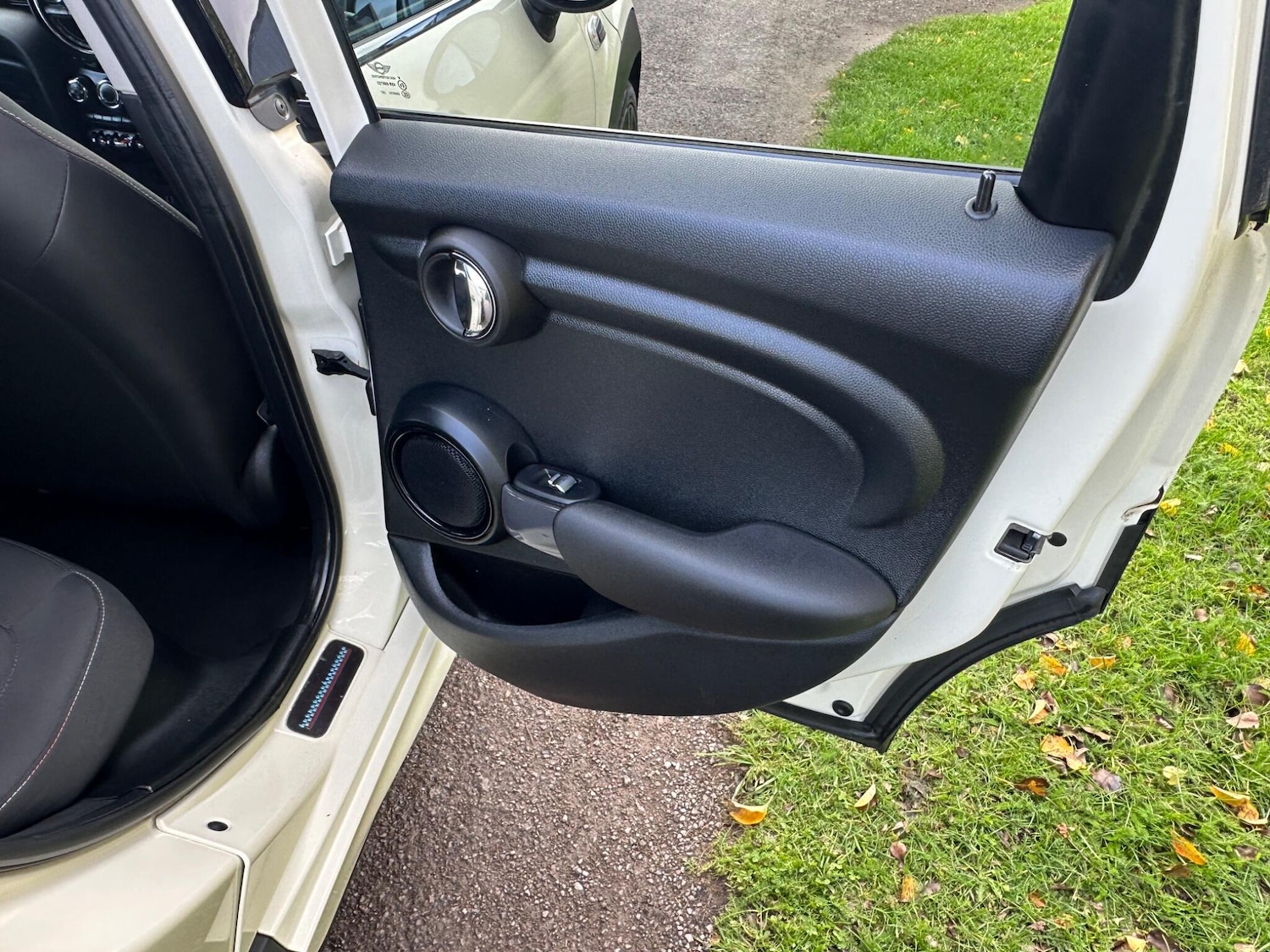 Used MINI Hatch 2017 for sale - 76549953: Photo 25