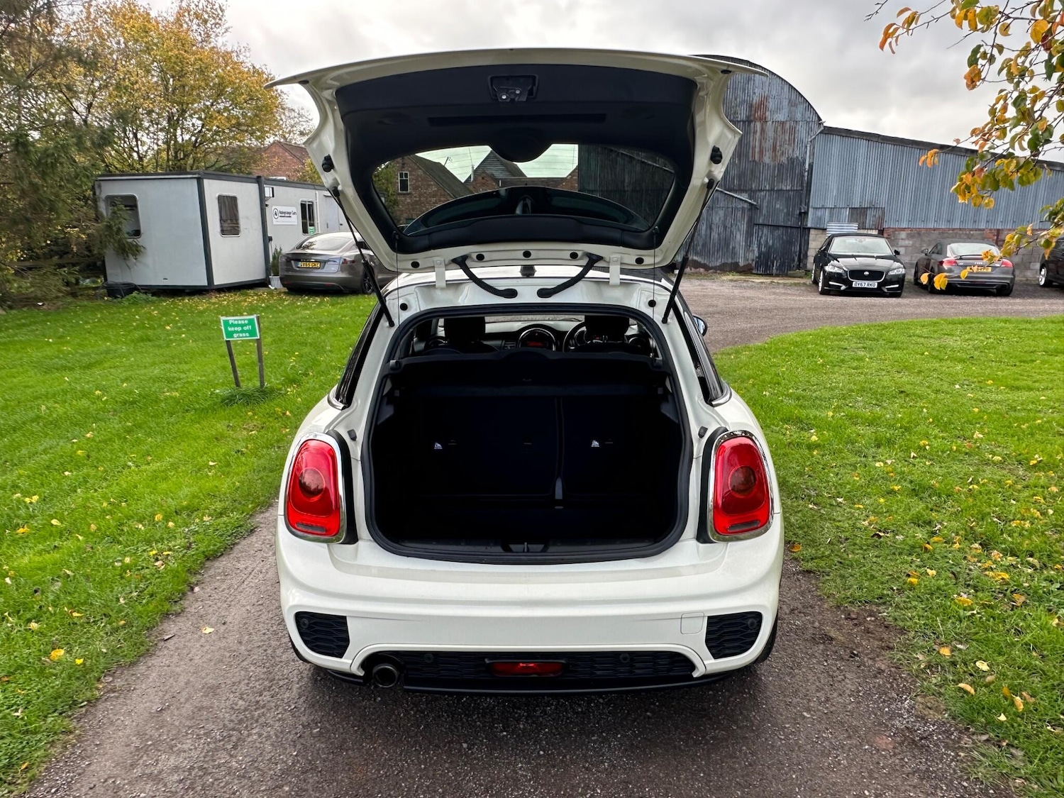 Used MINI Hatch 2017 for sale - 76549953: Photo 35