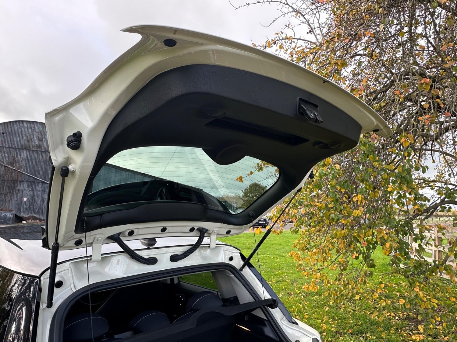 Used MINI Hatch 2017 for sale - 76549953: Photo 39