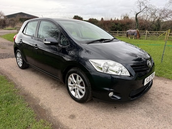Used Toyota Auris 2011 for sale - 77646895: Photo