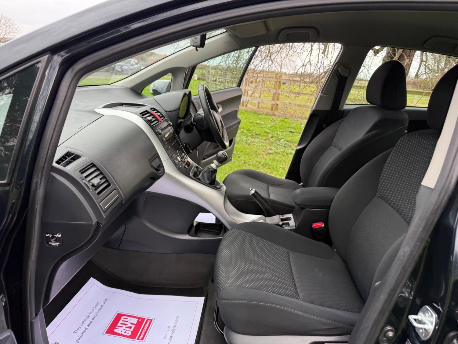 Used Toyota Auris 2011 for sale - 77646895: Photo 25