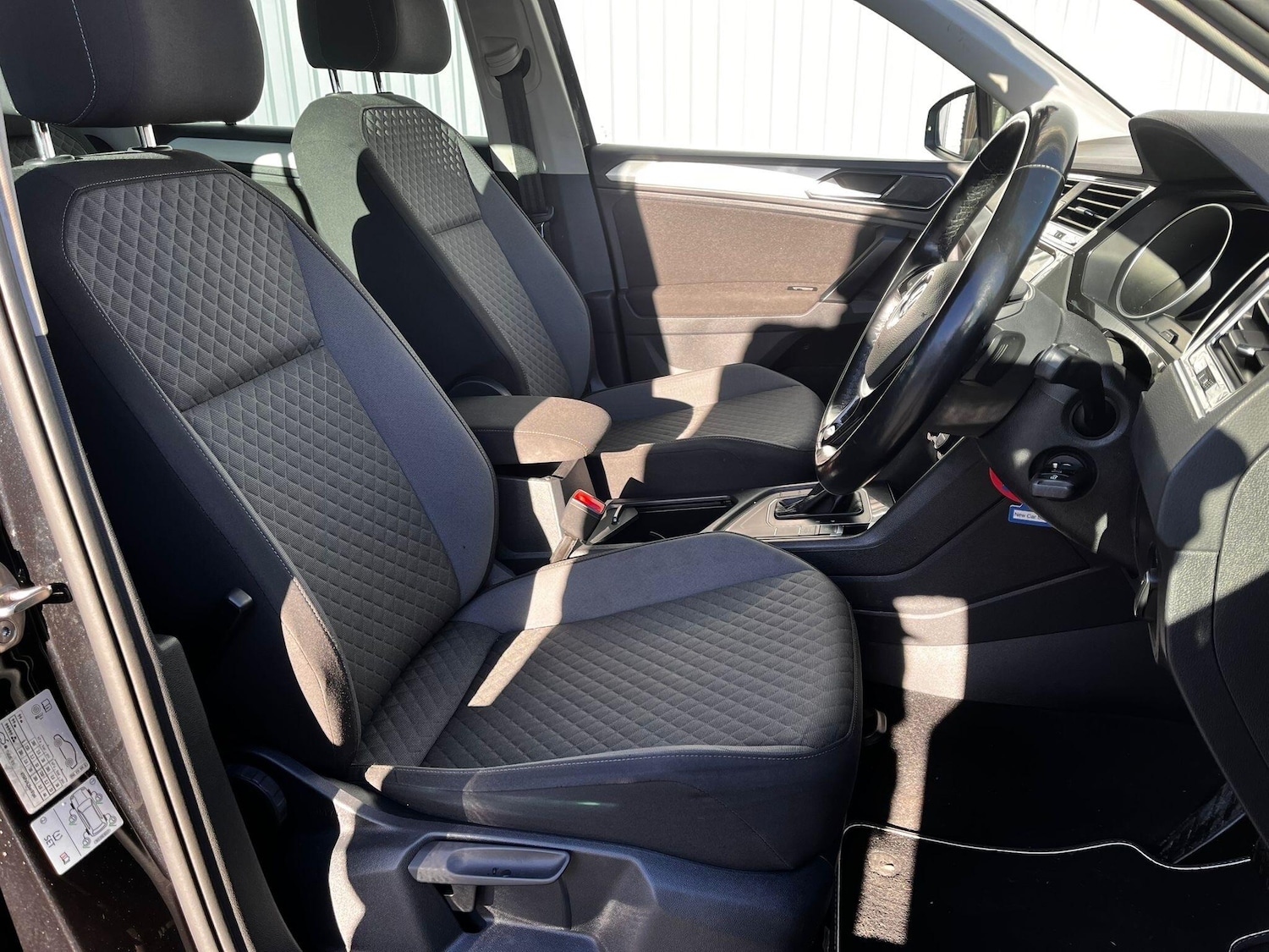 Used Volkswagen Tiguan 2017 for sale - 77130846: Photo 16