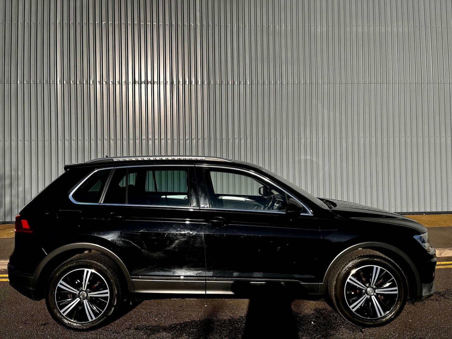 Used Volkswagen Tiguan 2017 for sale - 77130846: Photo 8